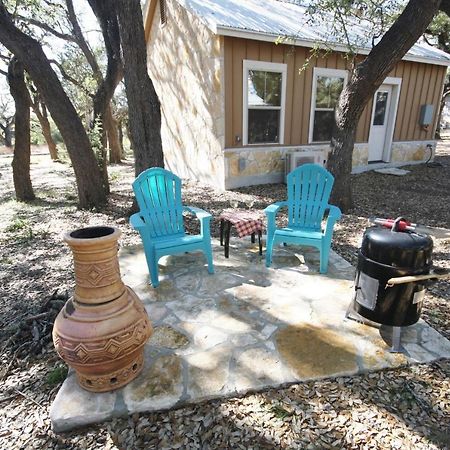 Cabins At Flite Acres-Desert Willow Wimberley Exterior photo