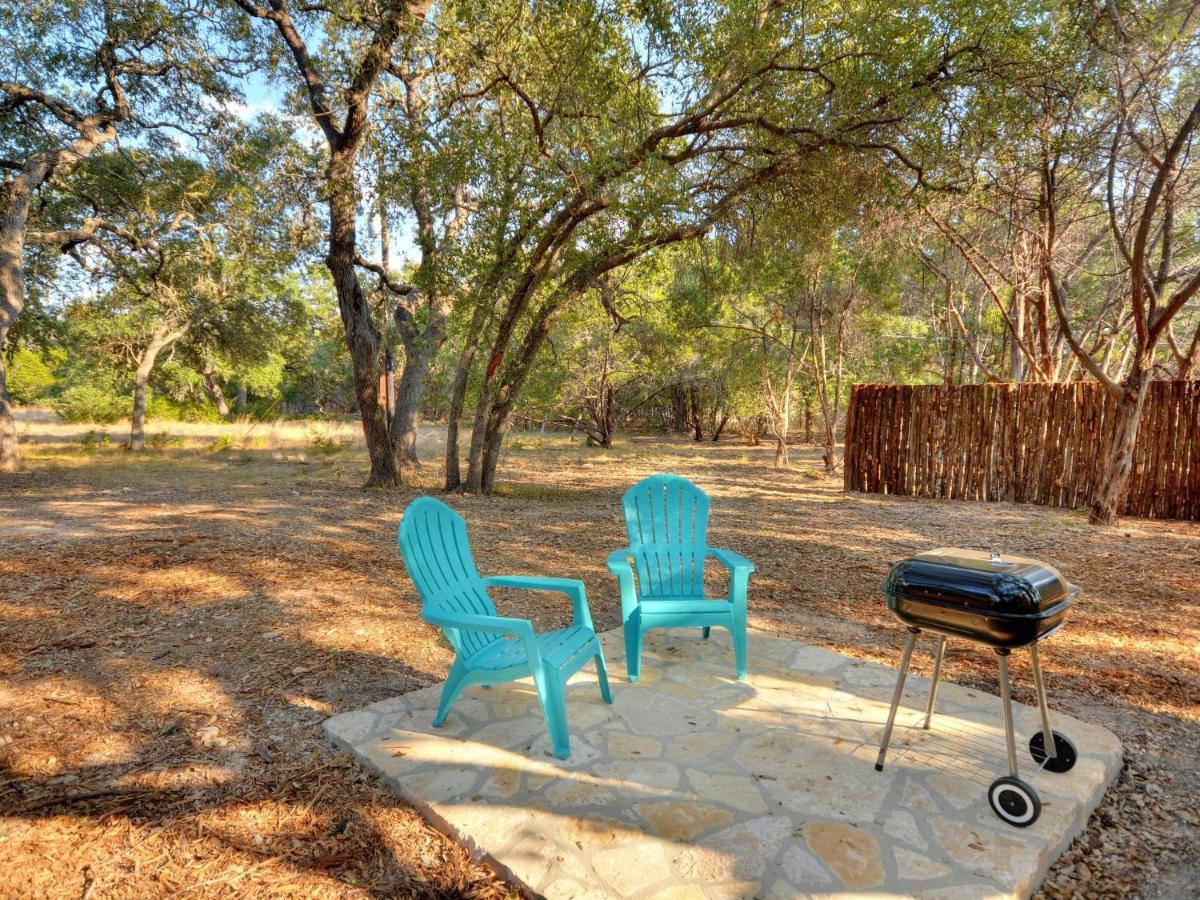 Cabins At Flite Acres-Desert Willow Wimberley Exterior photo